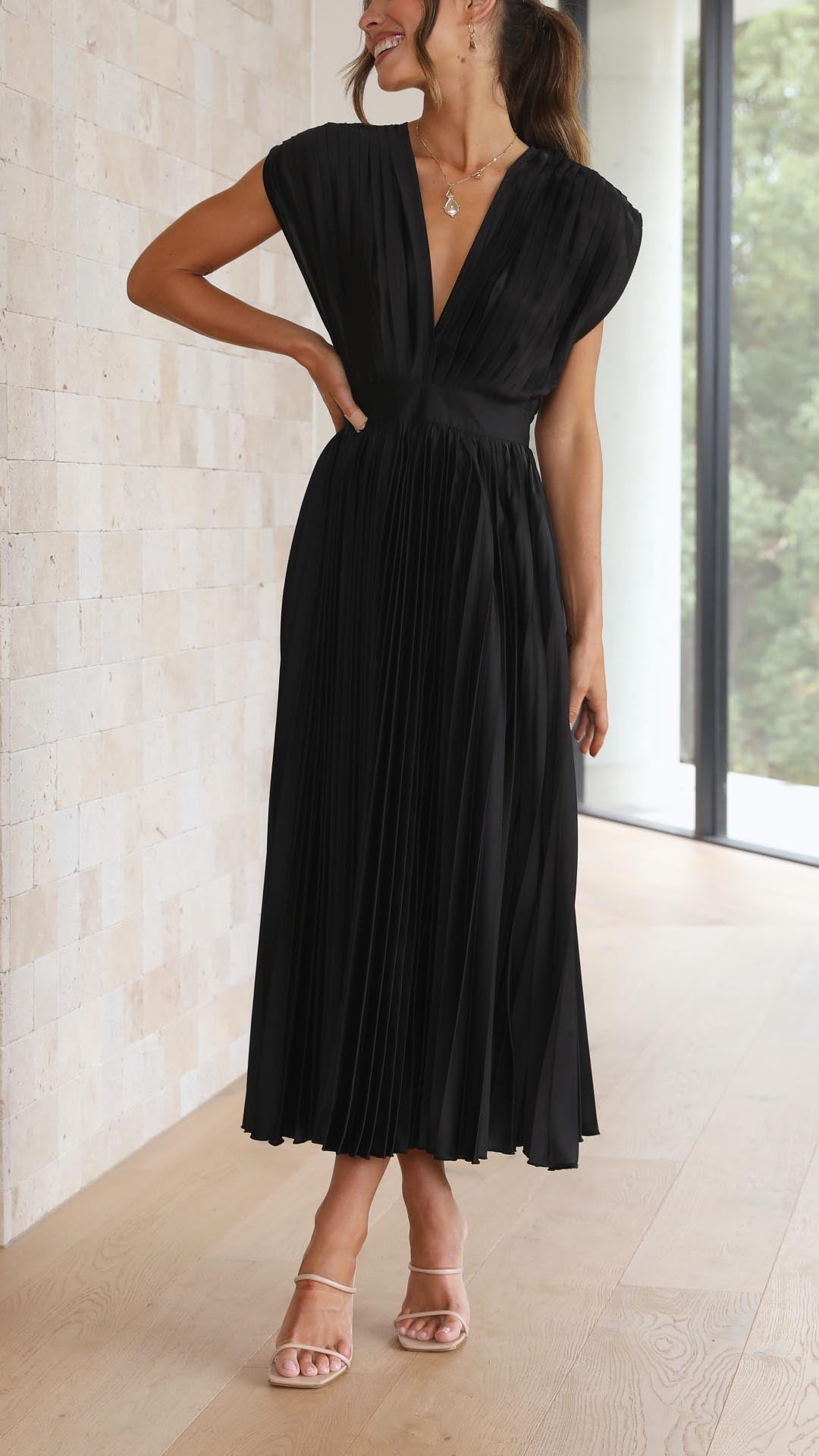 Isla - Vestido plisado elegante