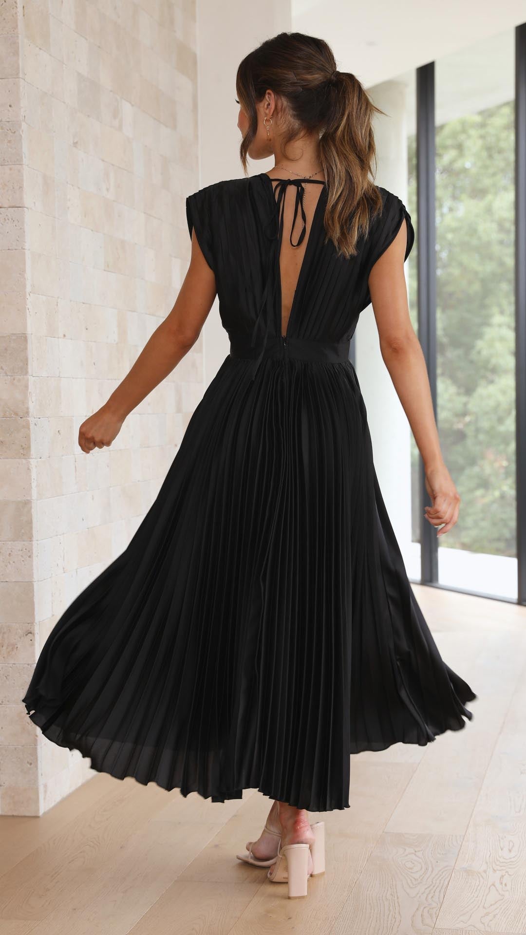 Isla - Vestido plisado elegante