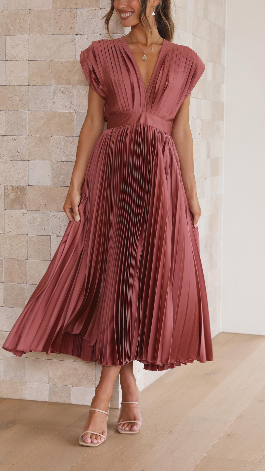 Isla - Vestido plisado elegante