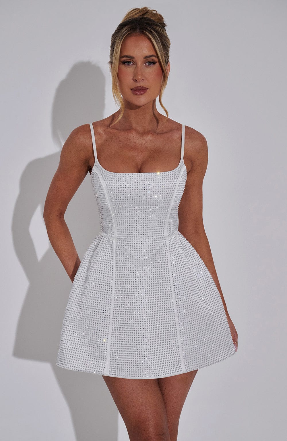 Vestido corto Emma color marfil