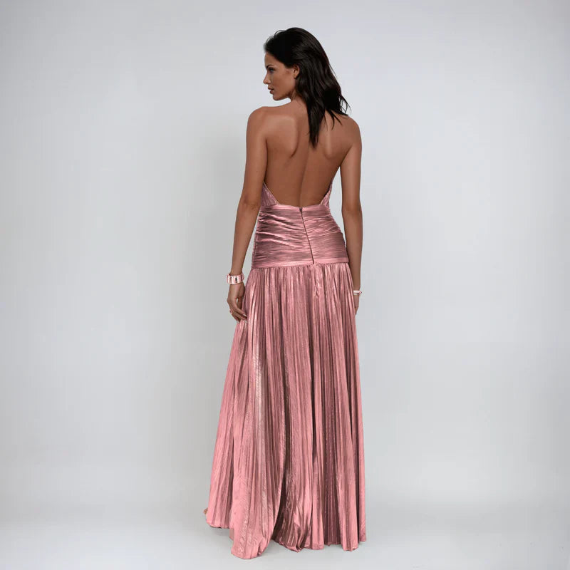 Emma - Vestido halter con espalda descubierta metalizado